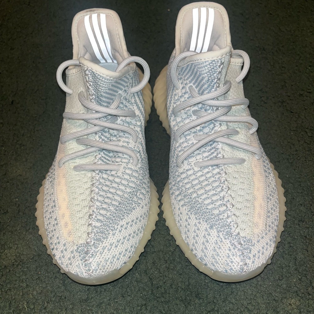 Adidas Yeezy Cloud White